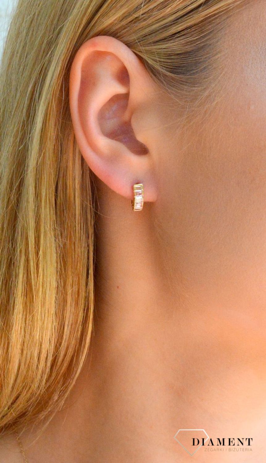 Złote kolczyki ozdobione różowymi i białymi cyrkoniami KL 3298A.jpg